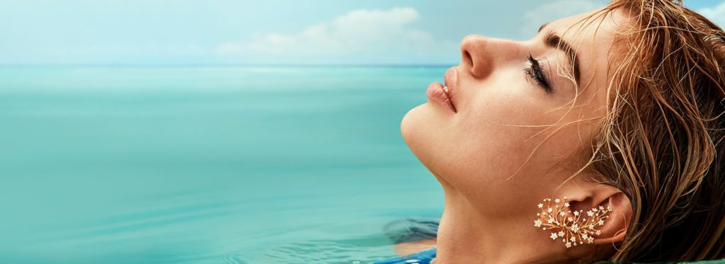 junge-frau-im-wasser-mit-ohrring-von-olc junge frau im wasser mit ohrring von olc
